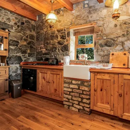 Traditional Stone Holiday home *